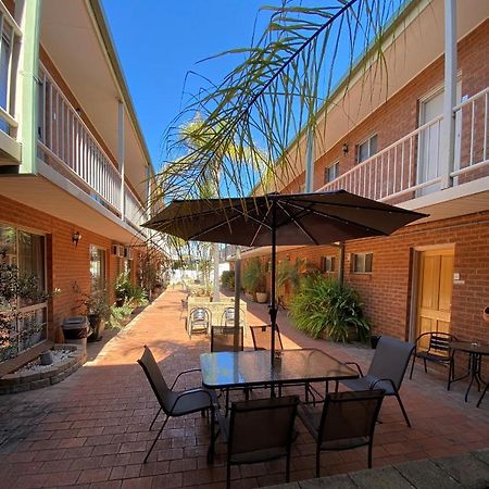Central Yarrawonga Motor Inn Exterior photo