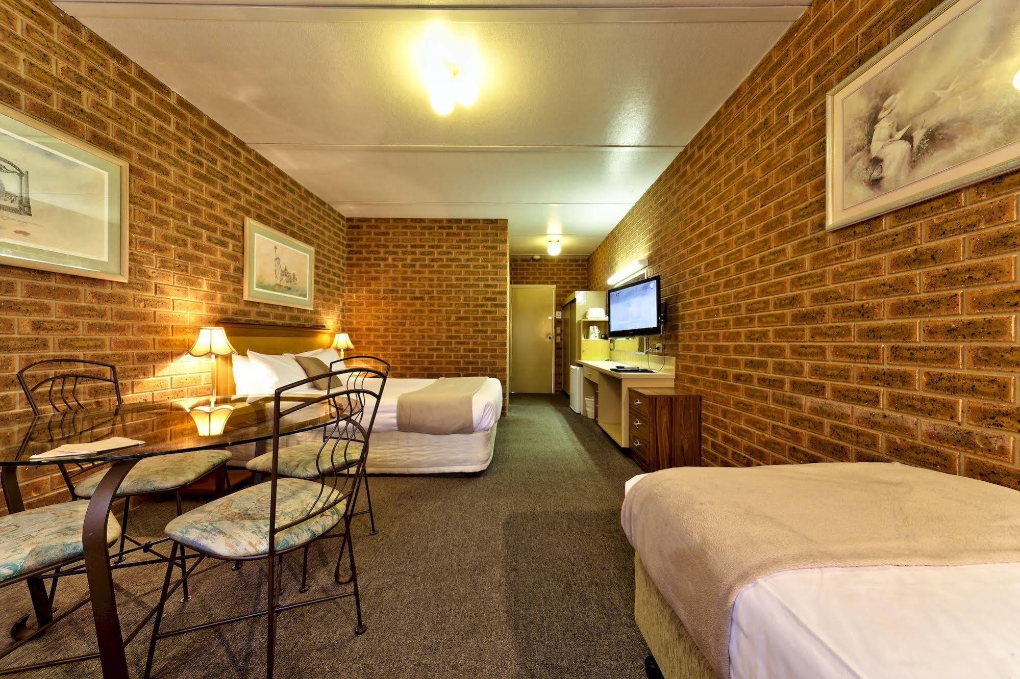 Central Yarrawonga Motor Inn Exterior photo